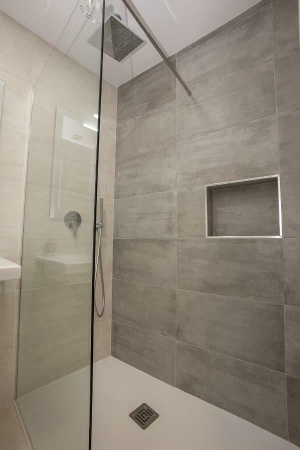 Apartamentos Mombasa 2 Planta Нерха Екстер'єр фото