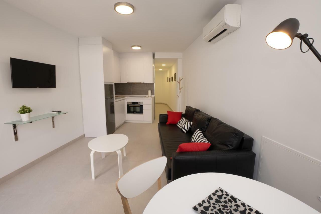 Apartamentos Mombasa 2 Planta Нерха Екстер'єр фото