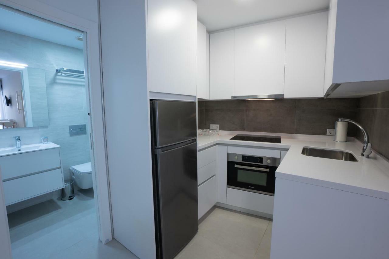 Apartamentos Mombasa 2 Planta Нерха Екстер'єр фото