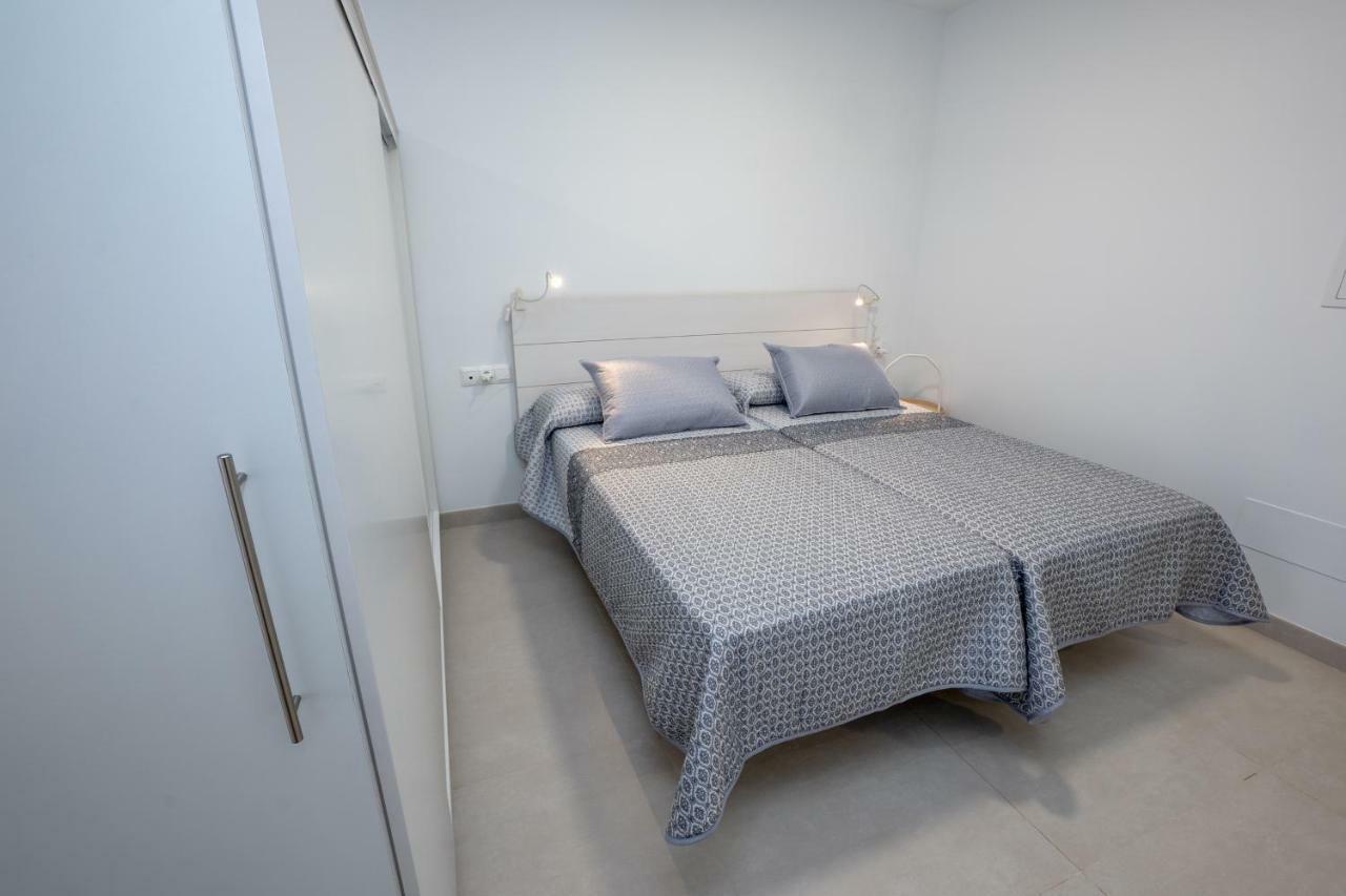 Apartamentos Mombasa 2 Planta Нерха Екстер'єр фото